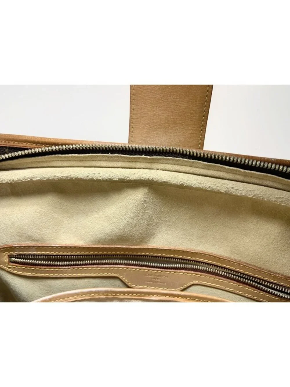 Louis Vuitton Monogram Rivoli Business Bag Bra